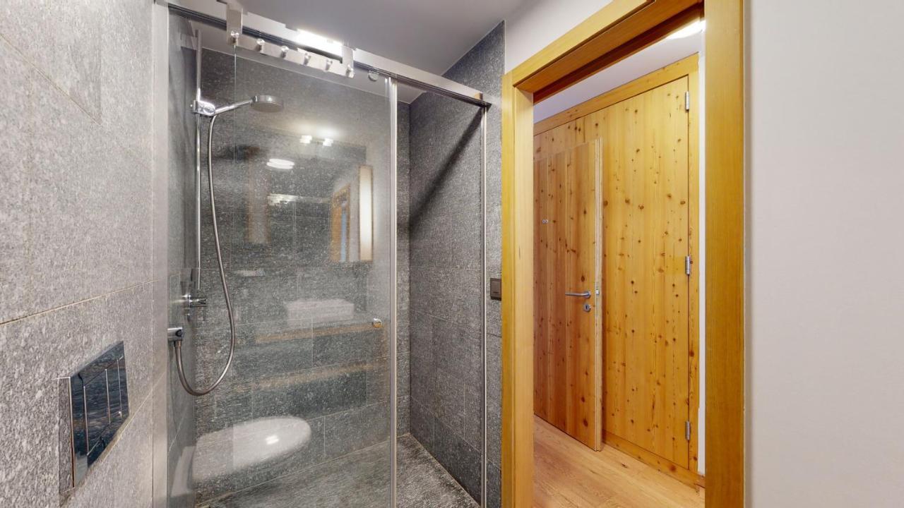 Etoiles Des Neiges Luxe & Jacuzzi Chalet 12 Pers By Alpvision Residences Heremence Экстерьер фото